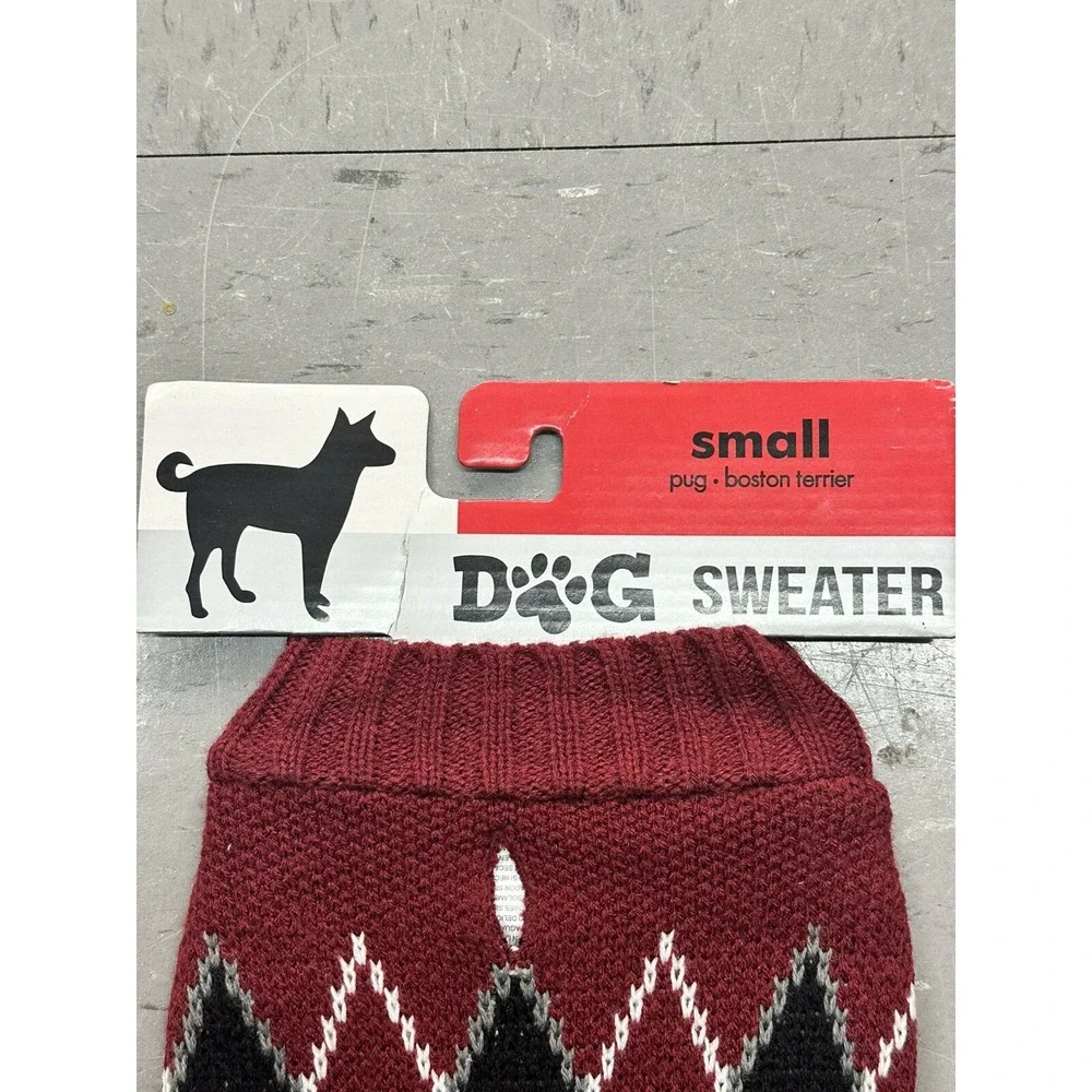 DOG Sweater. Red, White, Grey, & Black . SMALL🐾 NEW cozy Christmas